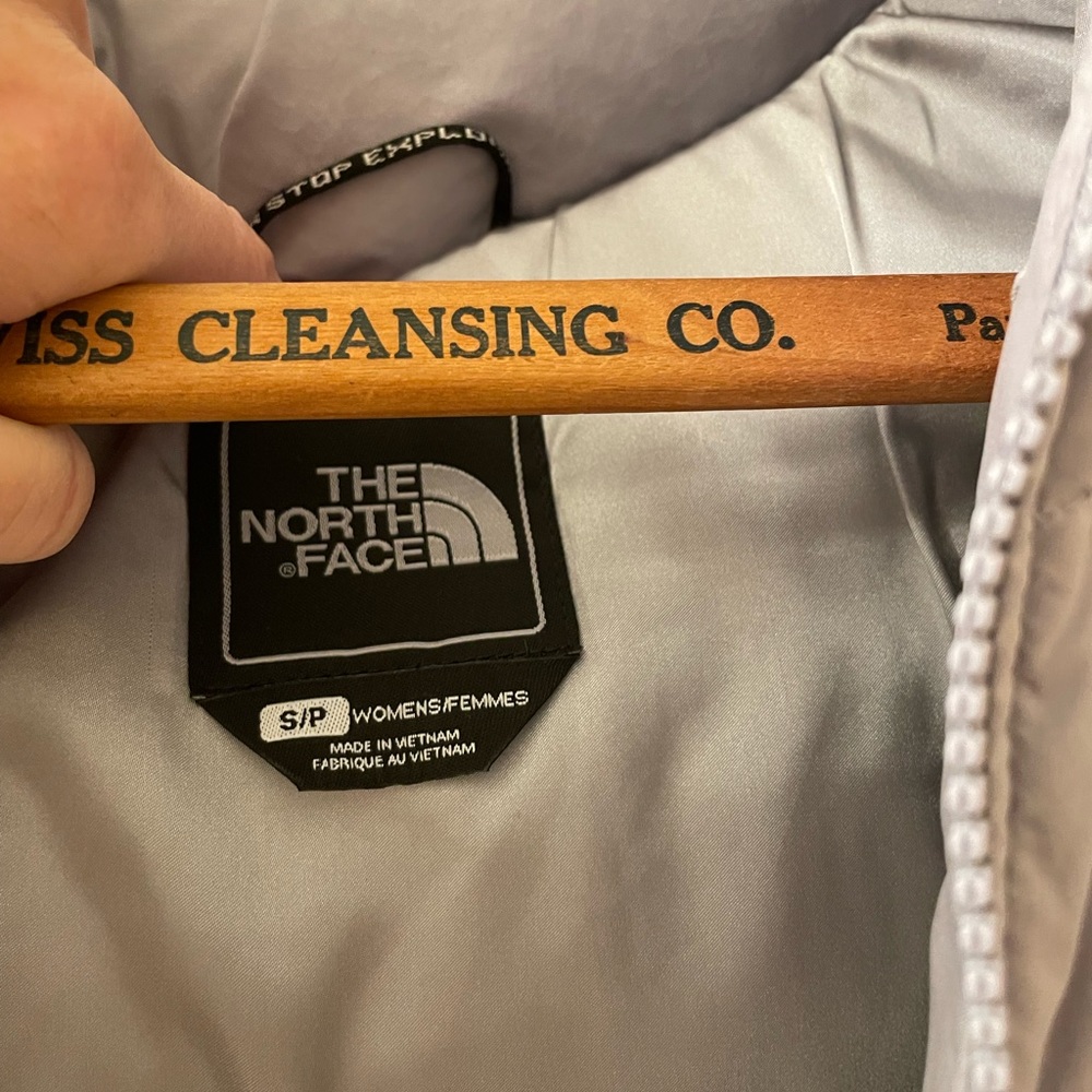 The North Face Miss Metro Parka - Picture 7 of 10